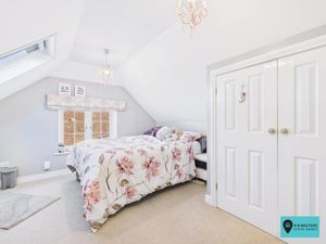Bedroom- click for photo gallery